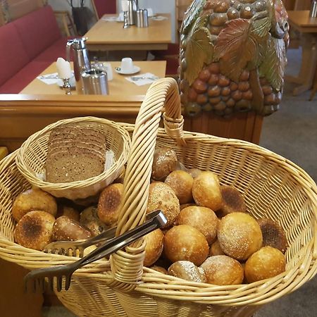 Hotel Zum Goldenen Ochsen Maikammer Eksteriør bilde