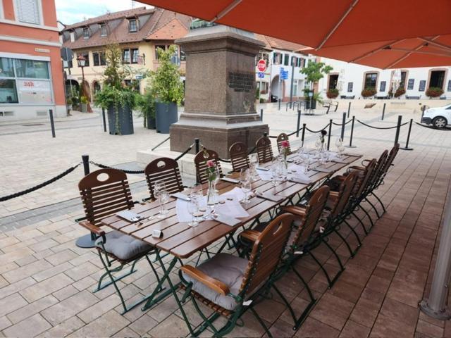 Hotel Zum Goldenen Ochsen Maikammer Eksteriør bilde