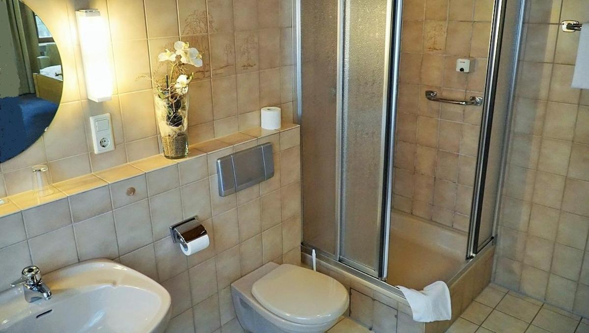 Hotel Zum Goldenen Ochsen Maikammer Eksteriør bilde