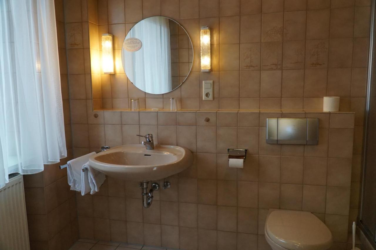 Hotel Zum Goldenen Ochsen Maikammer Eksteriør bilde